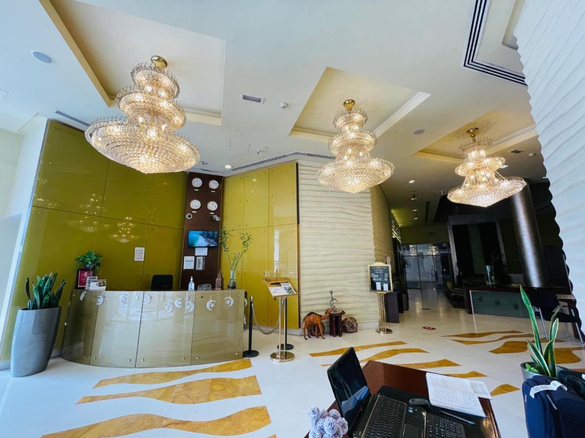 Tulip Creek Hotel Apartments Dubai Dış mekan fotoğraf