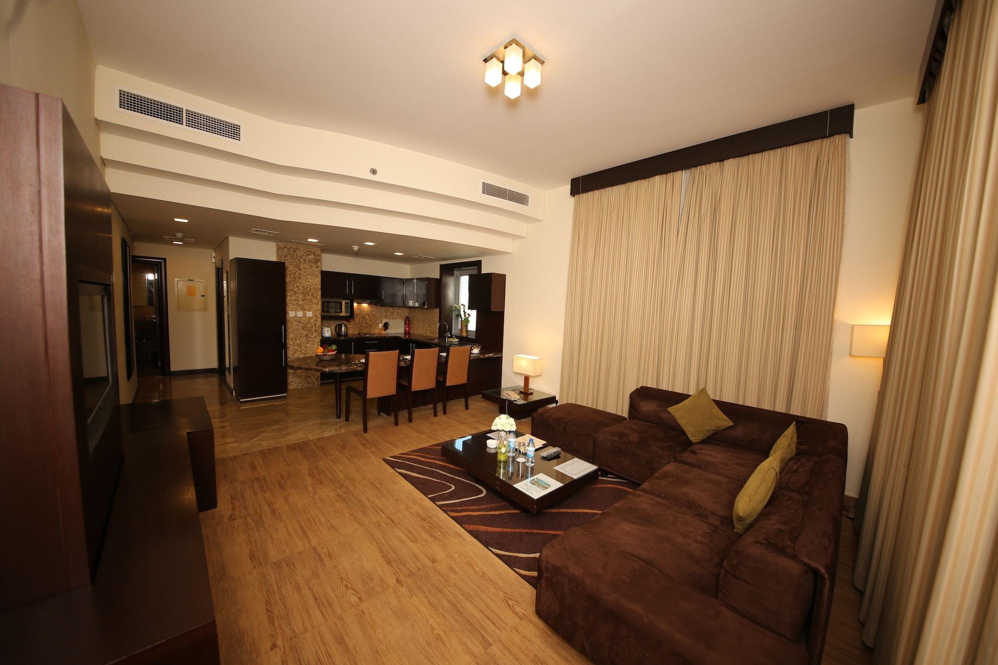 Tulip Creek Hotel Apartments Dubai Dış mekan fotoğraf